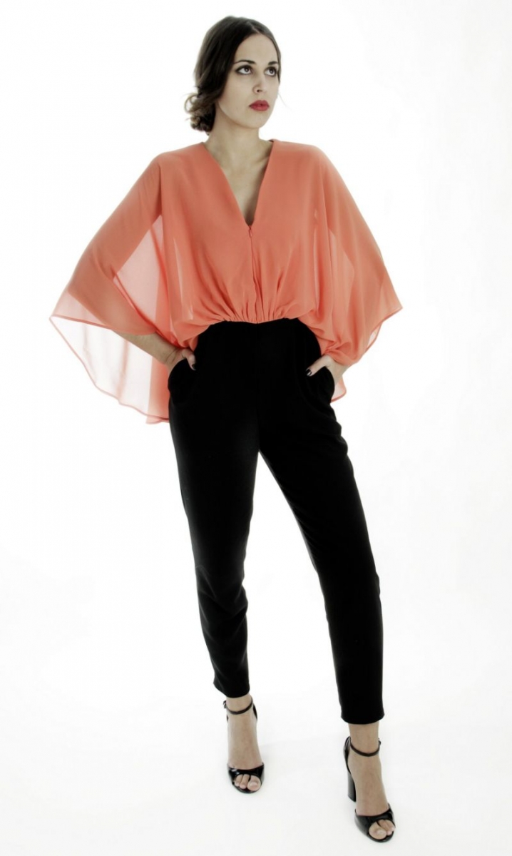 jumpsuit mono de vestir bicolor naranja y negro con capa arimoka para boda